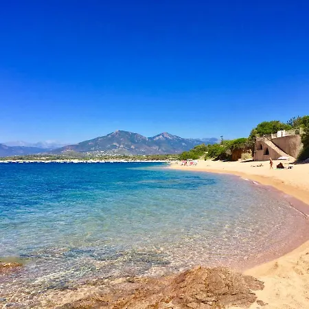 Duplex Climatise Avec Acces Direct A La Mer